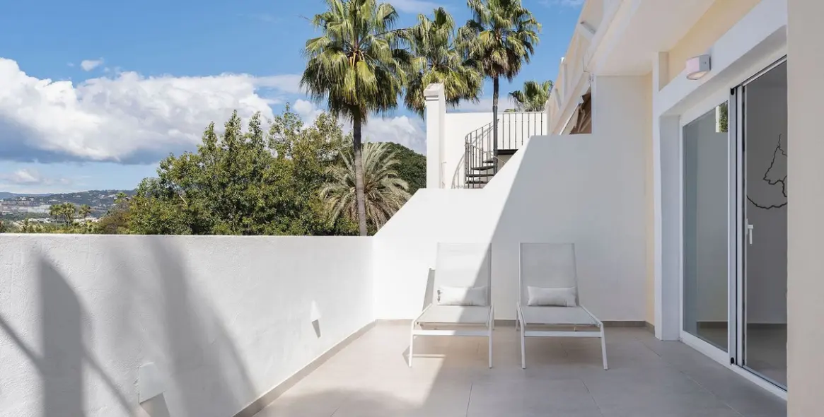 Продажа пентхауса в Nueva Andalucía 10