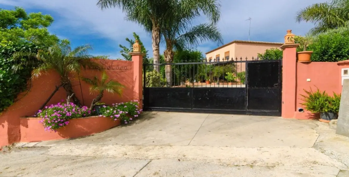 Venta de finca - cortijo en Estepona 2