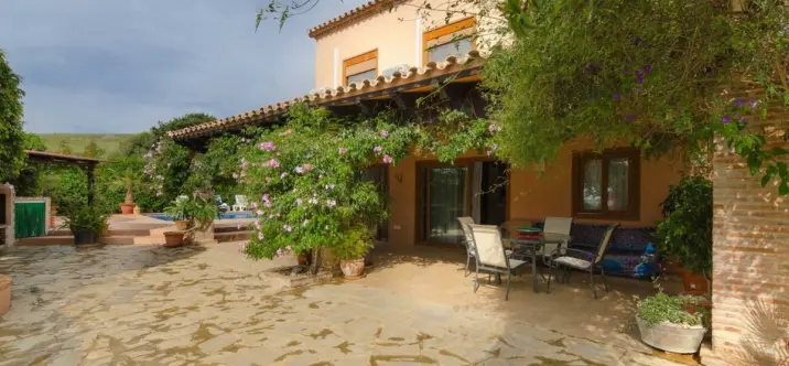 Продажа финки в Estepona 2