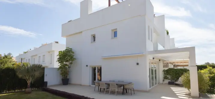 Sale of semi-detached house in Calahonda 0