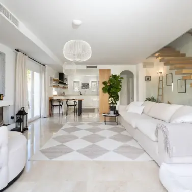 Sale of semi-detached house in Calahonda