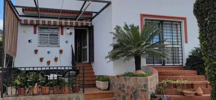 Sale of detached villa in Alhaurín de la Torre 0