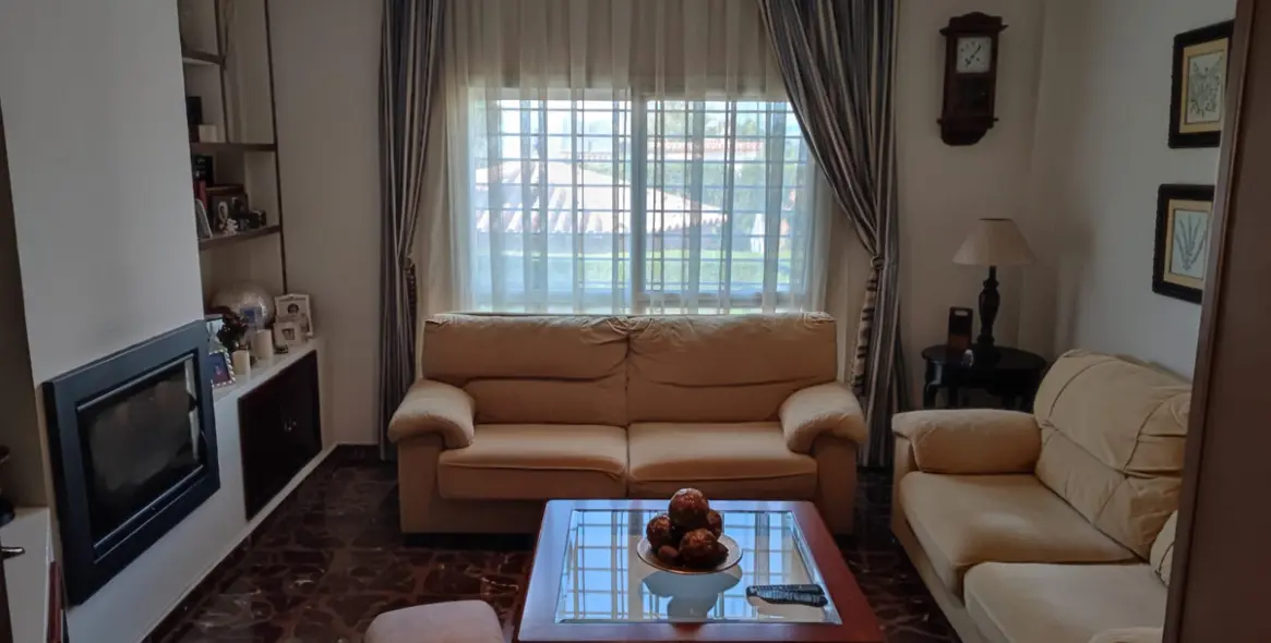 Sale of detached villa in Alhaurín de la Torre 3