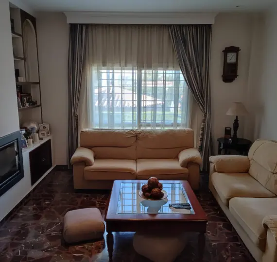 Sale of detached villa in Alhaurín de la Torre