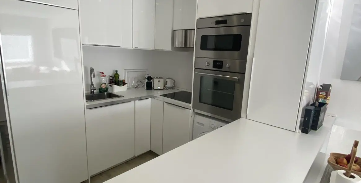 Sale of ground floor apartment in Puerto Banús 3