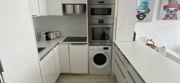 Sale of ground floor apartment in Puerto Banús 3