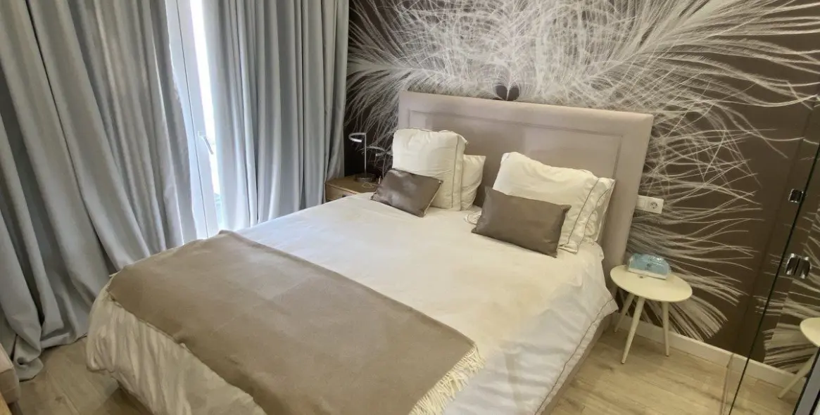 Sale of ground floor apartment in Puerto Banús 21