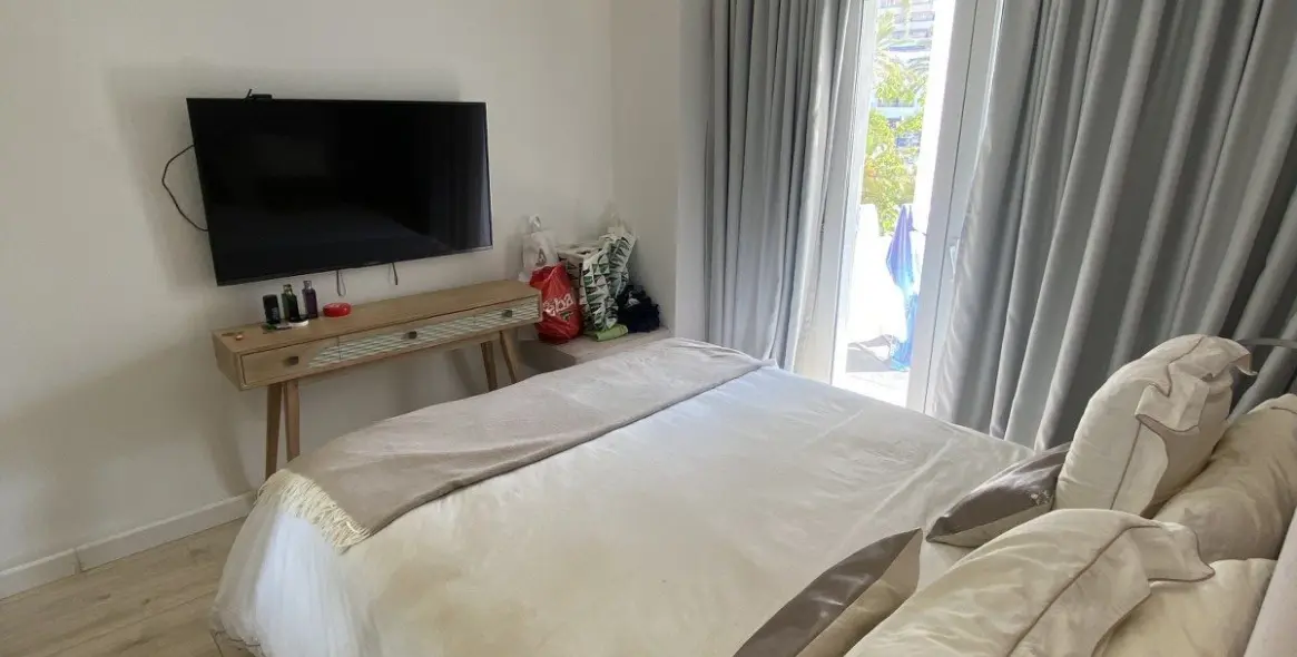 Sale of ground floor apartment in Puerto Banús 23