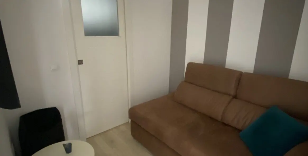 Sale of ground floor apartment in Puerto Banús 32