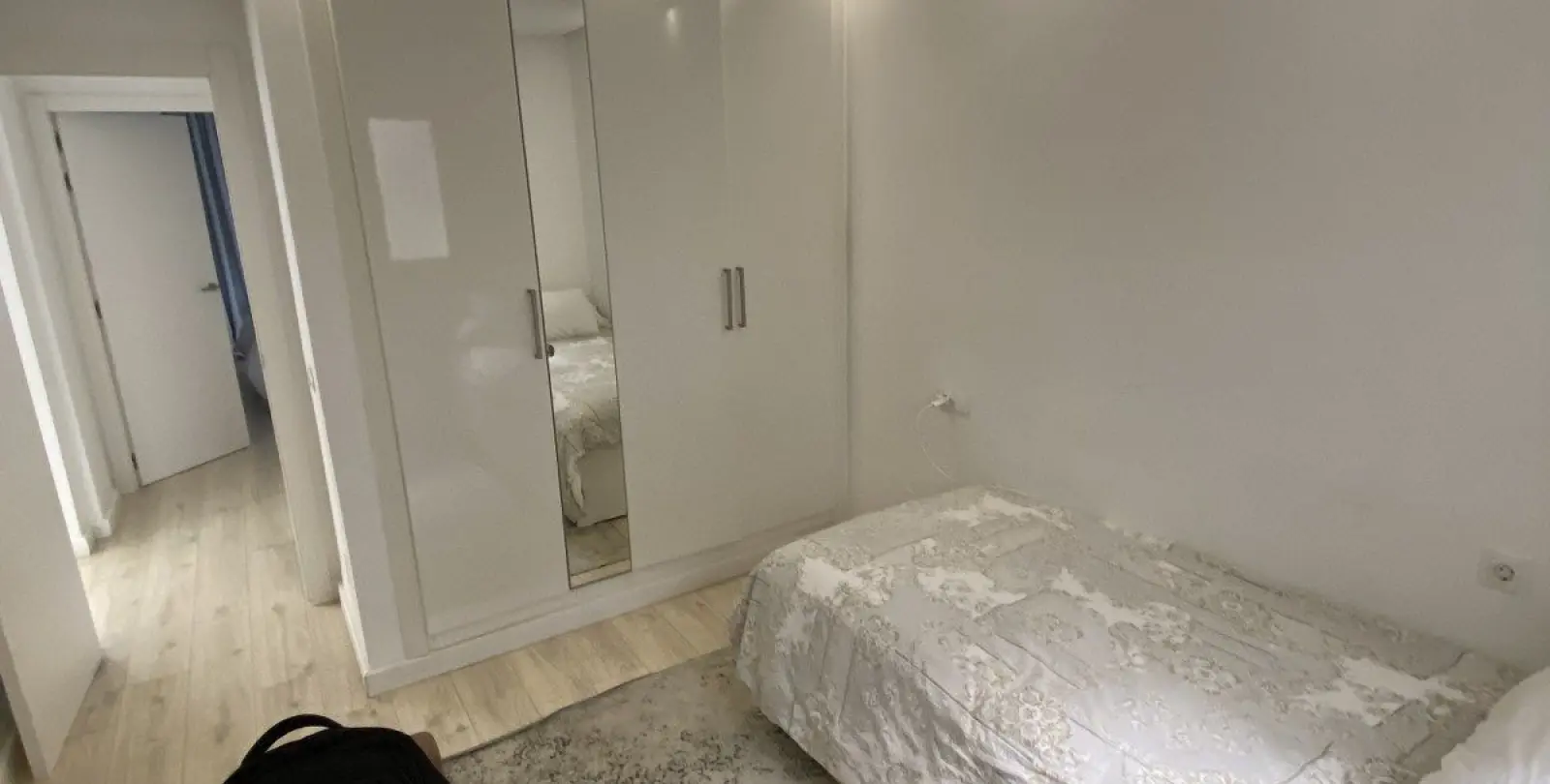 Sale of ground floor apartment in Puerto Banús 27
