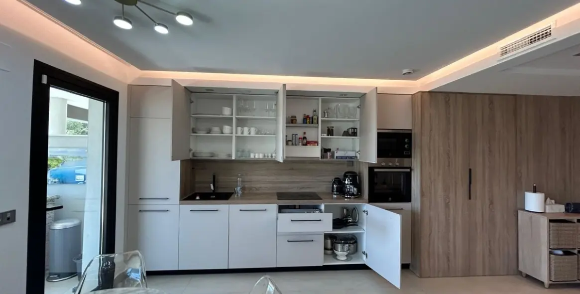 Sale of middle floor apartment in La Quinta 29