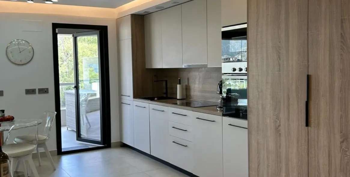 Sale of middle floor apartment in La Quinta 33