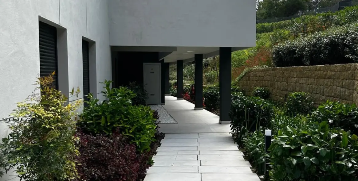 Sale of middle floor apartment in La Quinta 39