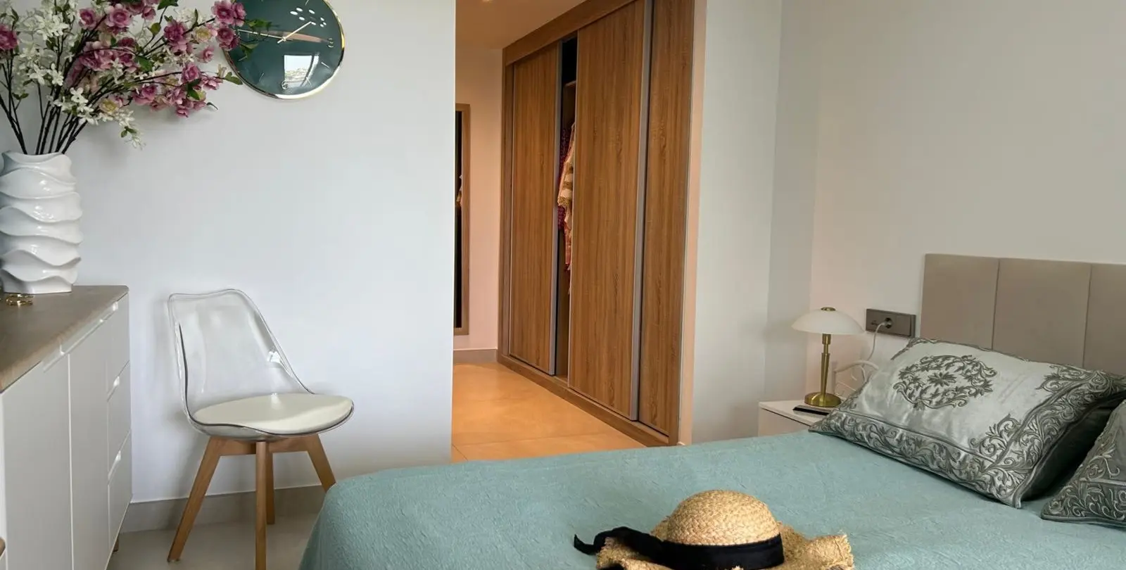 Sale of middle floor apartment in La Quinta 15