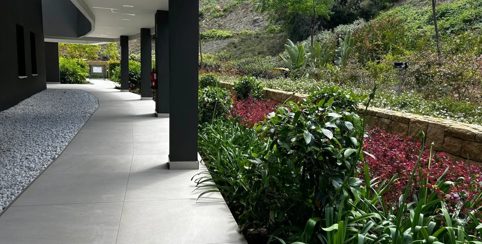Sale of middle floor apartment in La Quinta 42