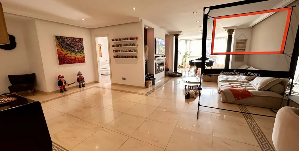 Sale of penthouse duplex in Benahavís (district Benahavís) 3