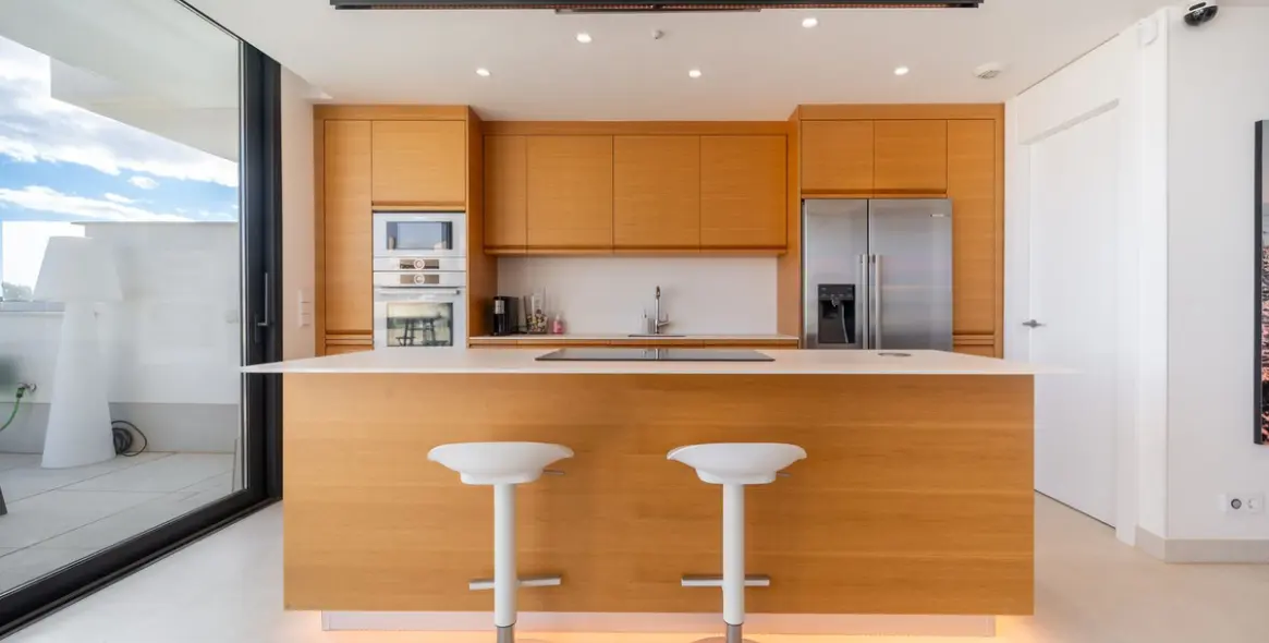 Venta de apartamento en planta media en Fuengirola 3
