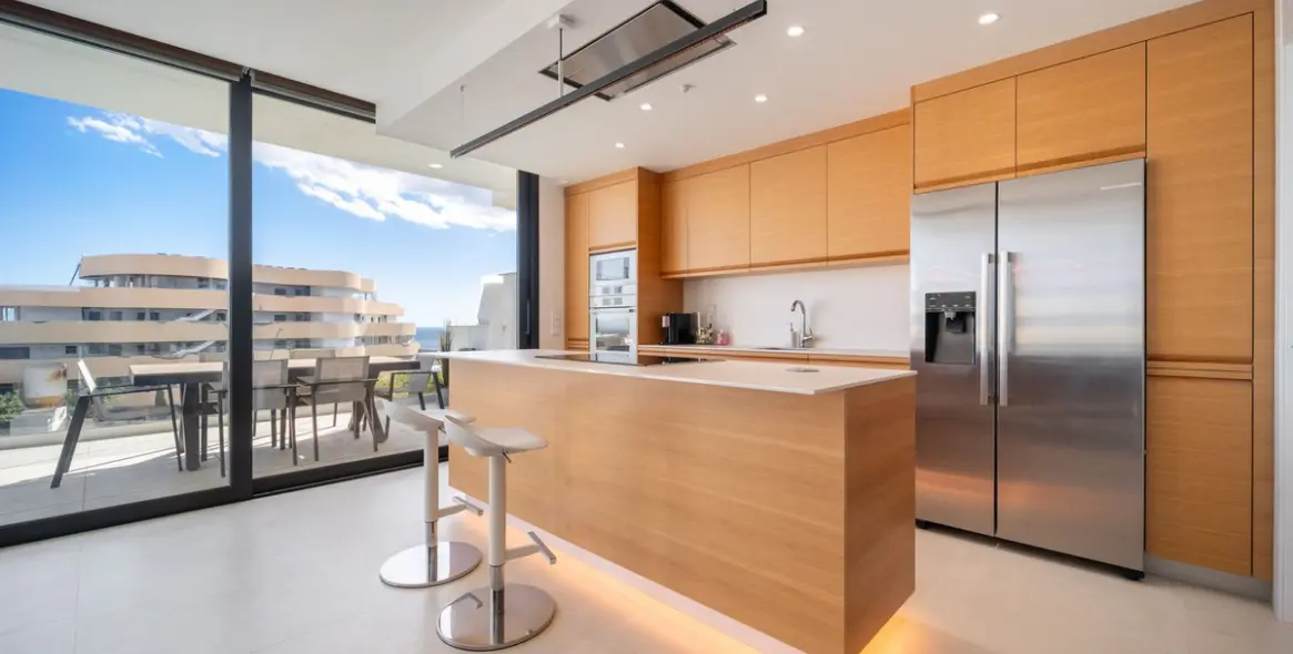 Venta de apartamento en planta media en Fuengirola 6