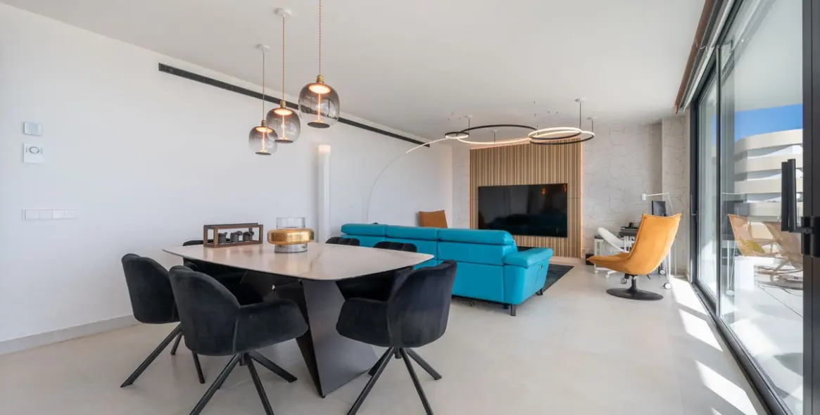 Venta de apartamento en planta media en Fuengirola 10