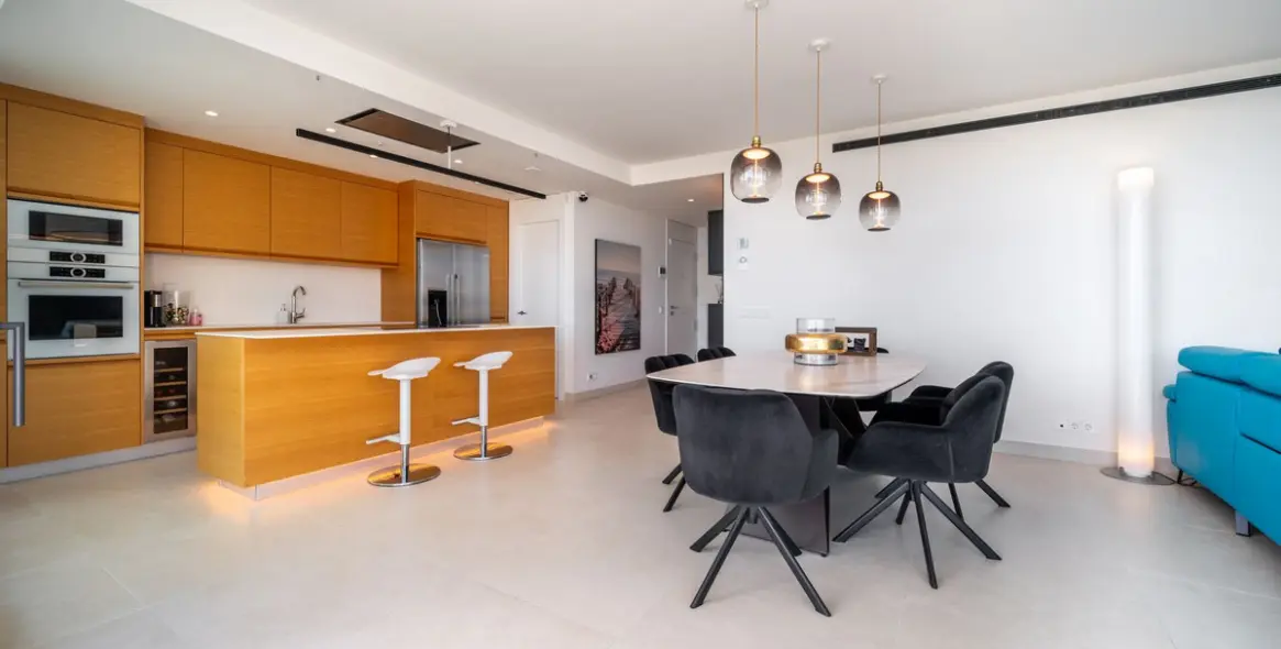 Venta de apartamento en planta media en Fuengirola 12
