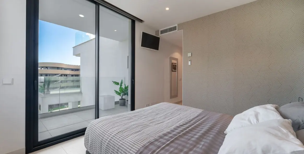 Venta de apartamento en planta media en Fuengirola 22