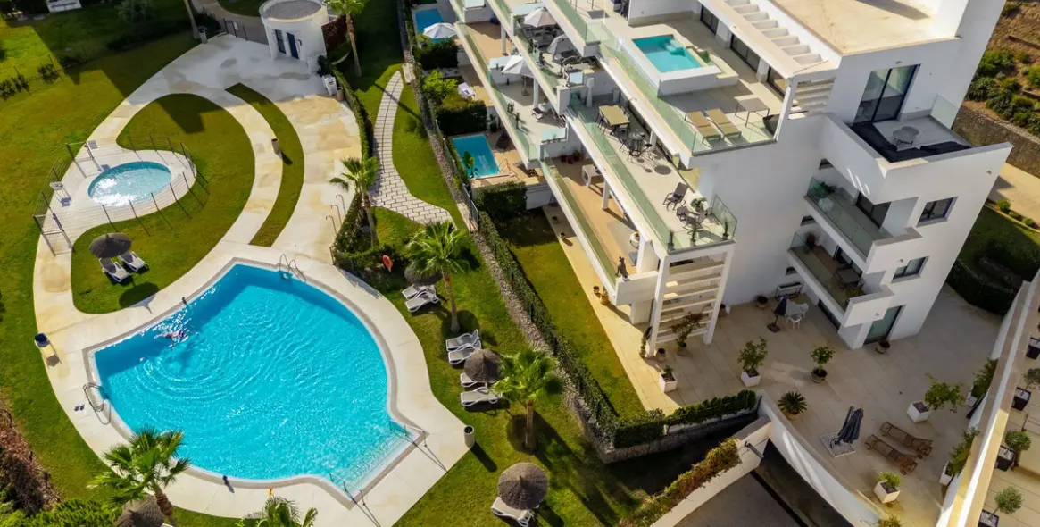 Venta de apartamento en planta media en Fuengirola 38