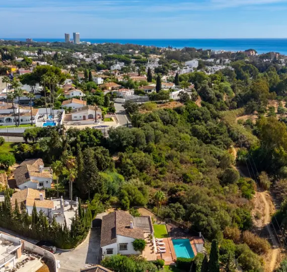 Oтдельно стоящая вилла R5198512