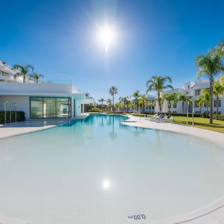 Продажа апартаментов на среднем этаже в Estepona