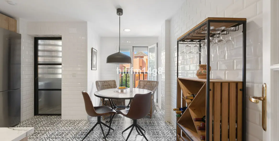 Продажа апартаментов на среднем этаже в San Pedro de Alcántara 6