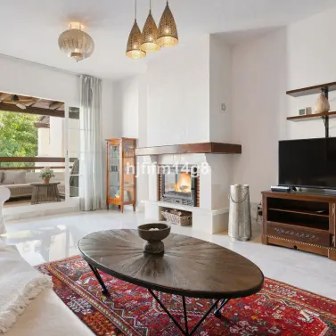 Sale of middle floor apartment in San Pedro de Alcántara