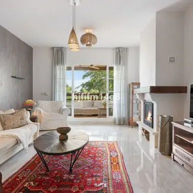 Sale of middle floor apartment in San Pedro de Alcántara