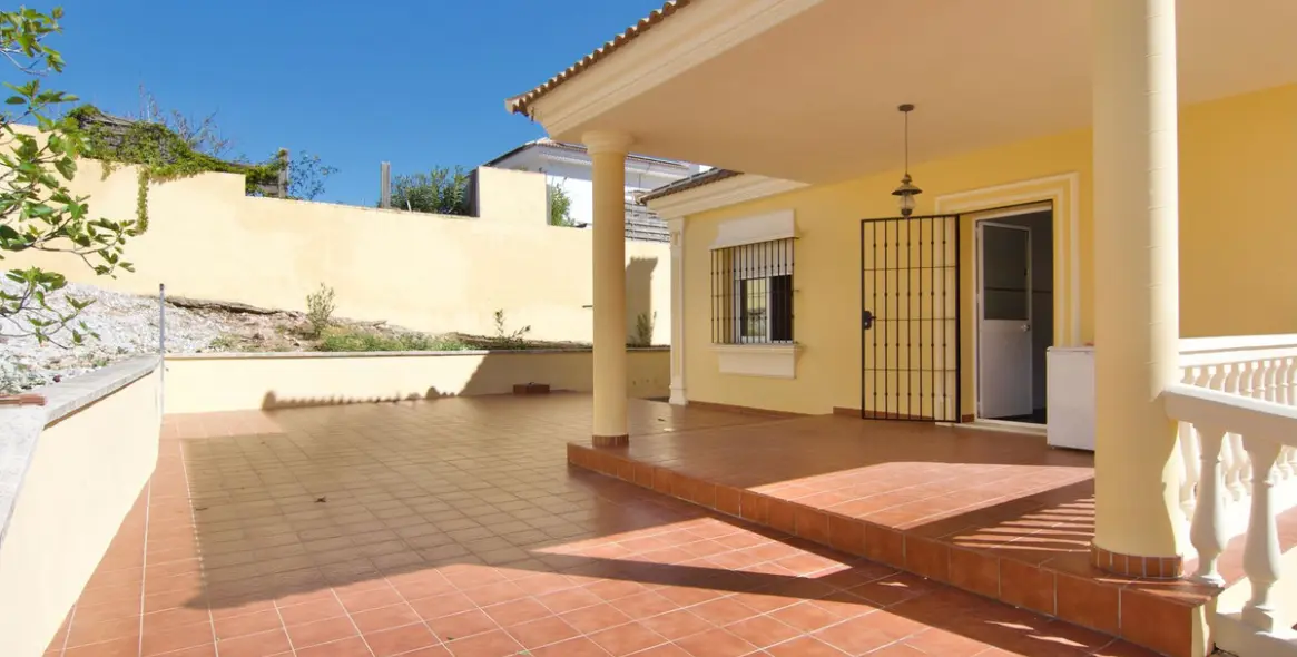 Sale of detached villa in Alhaurín de la Torre 8
