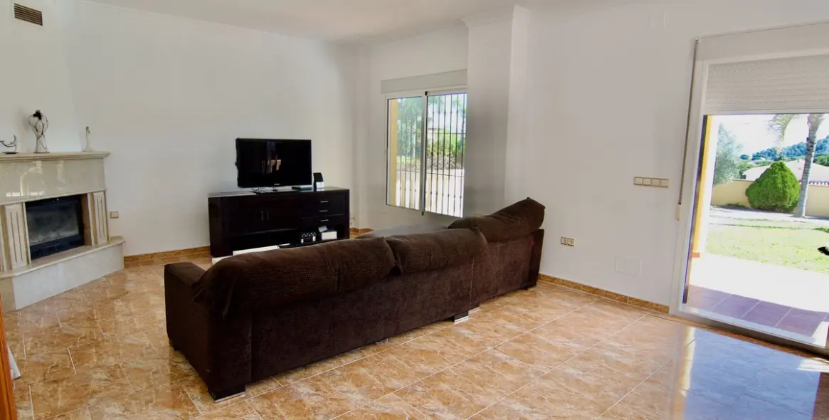 Sale of detached villa in Alhaurín de la Torre 11