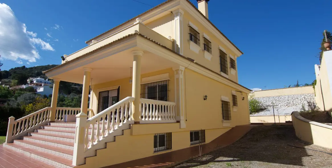 Sale of detached villa in Alhaurín de la Torre 15
