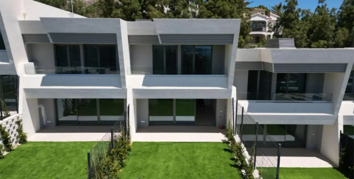 Sale of townhouse in Mijas (district Mijas Costa) 1