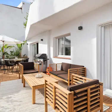 Sale of middle floor apartment in Nueva Andalucía