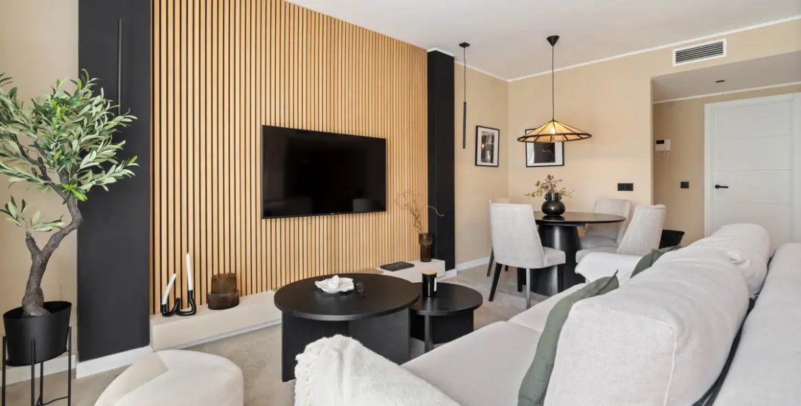 Venta de apartamento en planta media en Nueva Andalucía 7