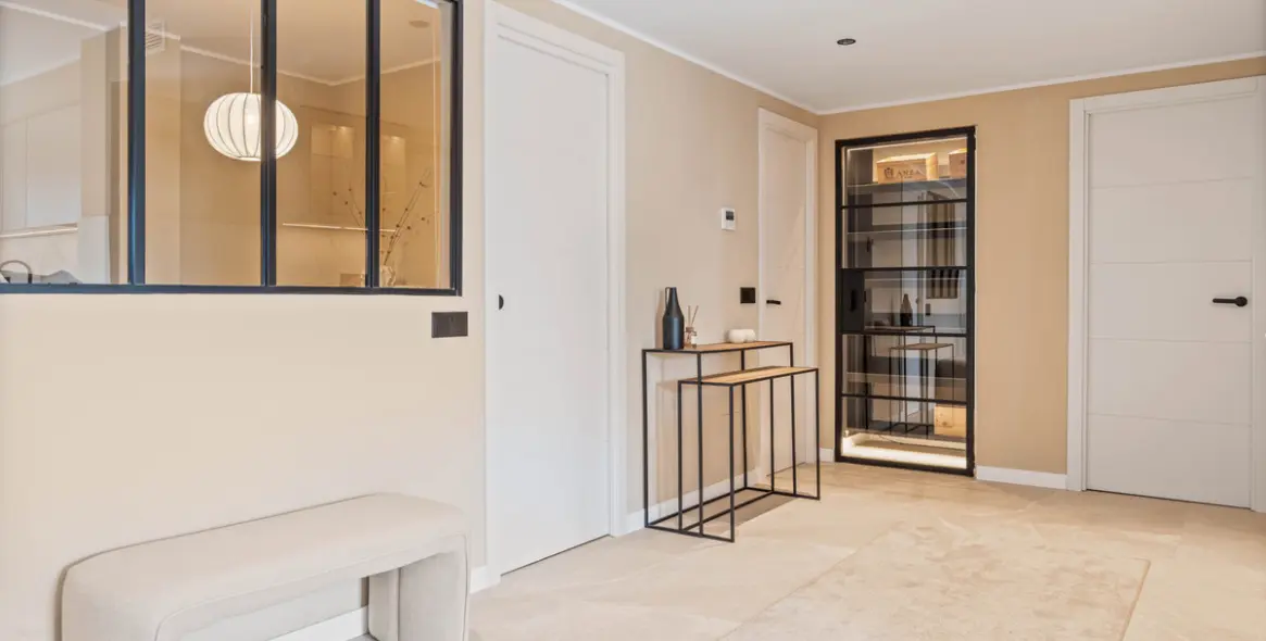 Venta de apartamento en planta media en Nueva Andalucía 19