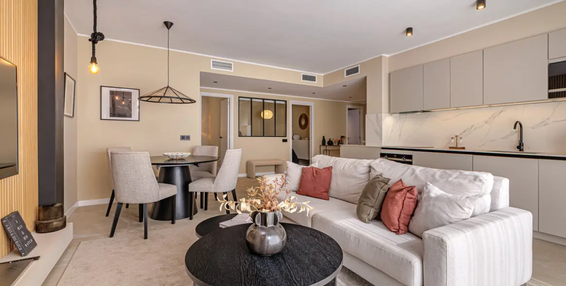 Venta de apartamento en planta media en Nueva Andalucía 12