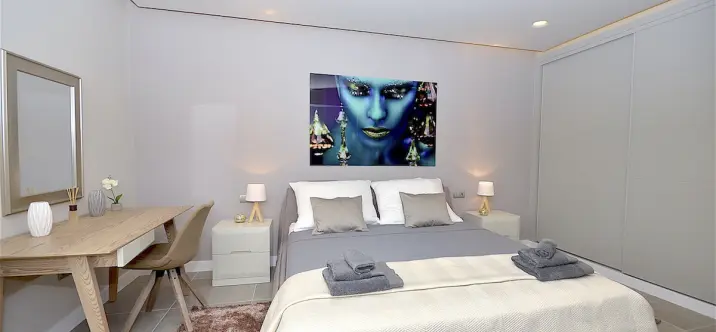 Продажа апартаментов на среднем этаже в Puerto Banús 3