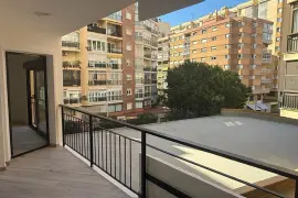 Image 4 thumb