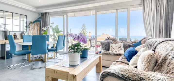 Sale of detached villa in Estepona 4