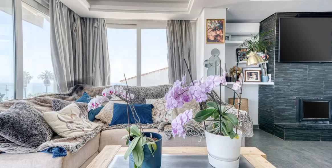 Продажа  отдельно стоящей виллы в Estepona 10