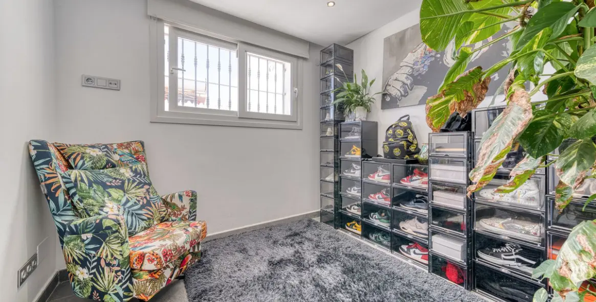 Продажа  отдельно стоящей виллы в Estepona 23