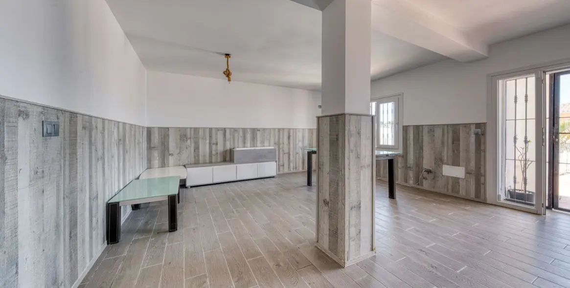 Продажа  отдельно стоящей виллы в Estepona 35