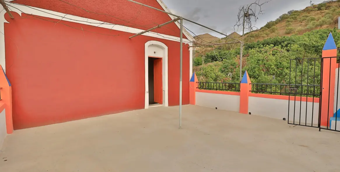 Sale of detached villa in Archez 12