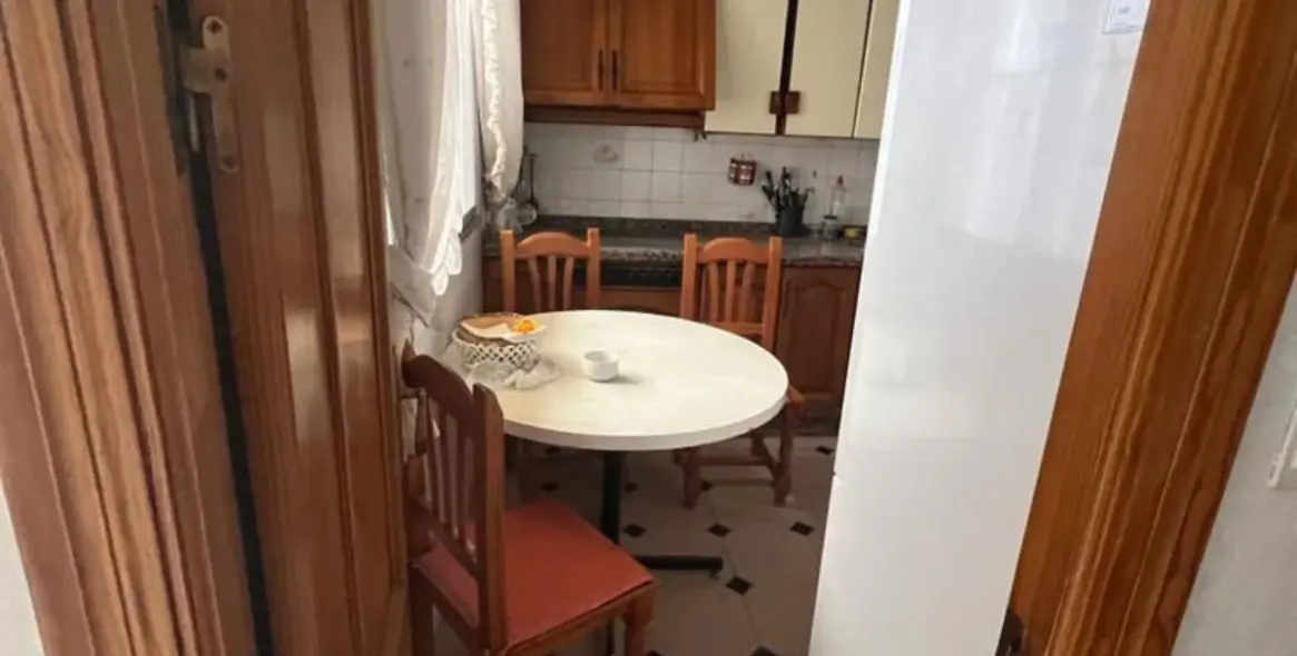 Продажа дома на две семьи в Estepona 14