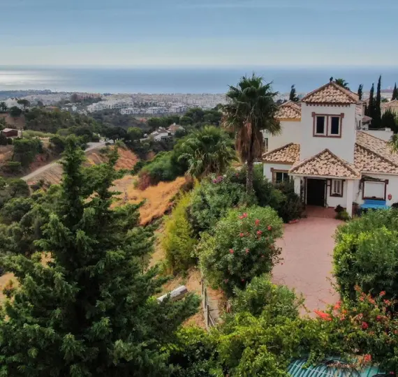 Продажа финки в Estepona