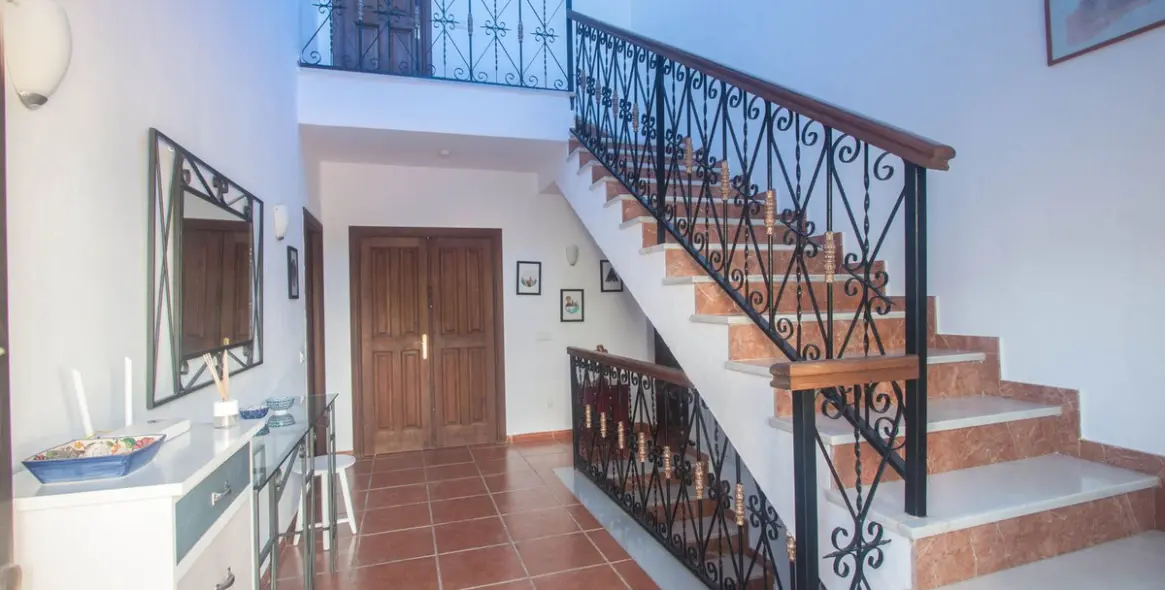 Sale of finca - cortijo in Estepona 21
