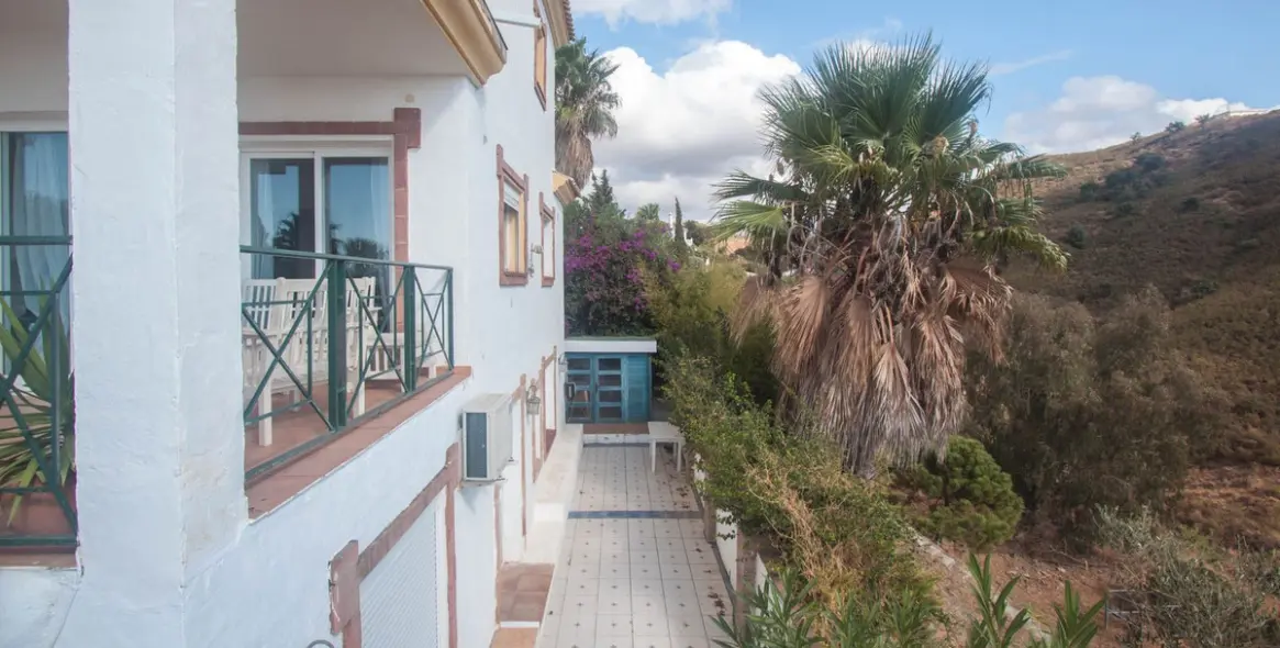 Sale of finca - cortijo in Estepona 40
